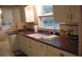1317 E Davis St, Bloomington, IN 47401 photo 2