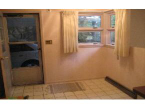 1317 E Davis St, Bloomington, IN 47401 photo 4
