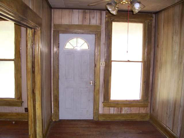106 E Broadway St, Decker, IN 47524 photo 3
