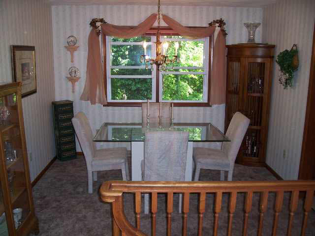 2244 E Apache Ln, Vincennes, IN 47591 photo 4