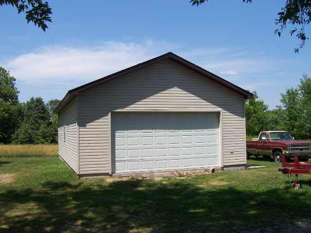 1025 E 11th St, Bicknell, IN 47512 photo 9