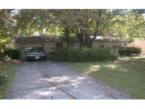 917 Manor Rd S, Bloomington, IN 47401 photo 1