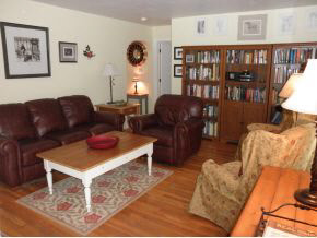 422 E University St, Bloomington, IN 47401 photo 1