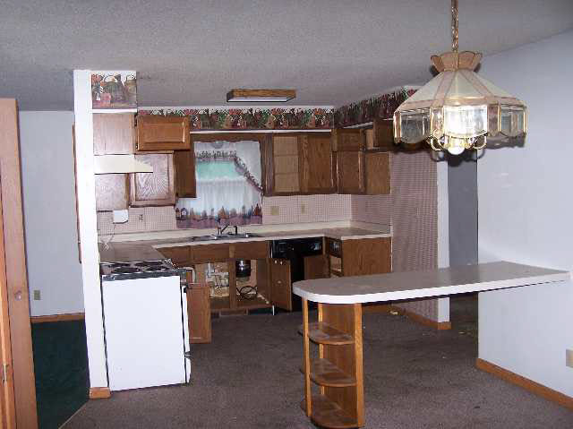 7876 E Persimmon Ln, Robinson, IL 62454 photo 5