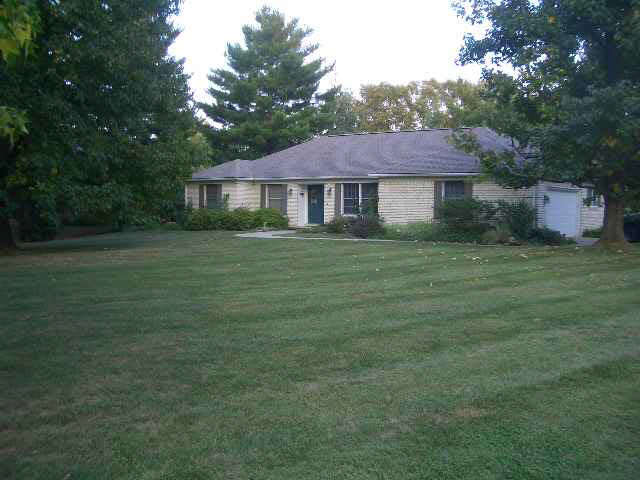 3407 Bruceville Rd, Vincennes, IN 47591 photo 1