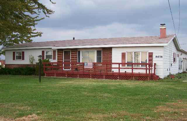 8656 E 1050th Ave, Robinson, IL 62454 photo 1