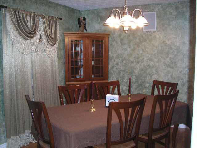 790 S Robinson Rd, Vincennes, IN 47591 photo 3