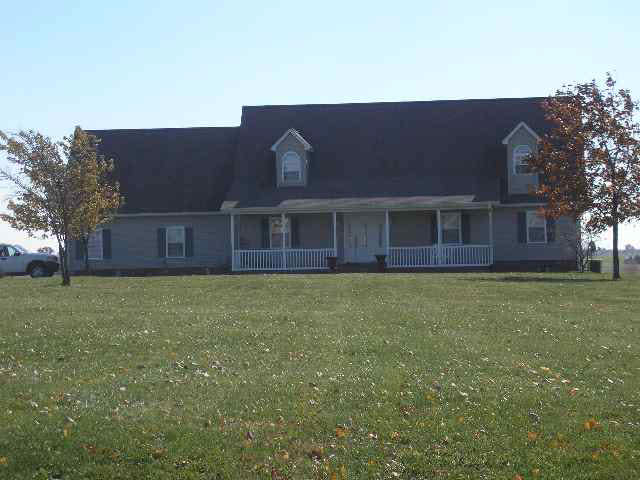 790 S Robinson Rd, Vincennes, IN 47591 photo 1