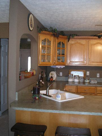 790 S Robinson Rd, Vincennes, IN 47591 photo 2