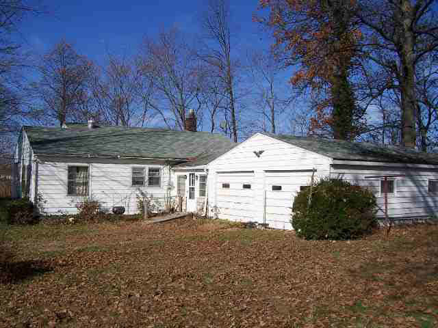 11740 E Transformer Rd, Bicknell, IN 47512 photo 3