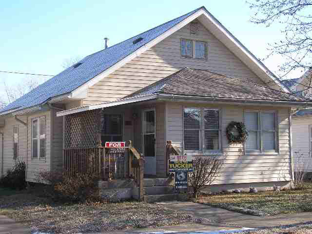 1310 State St, Vincennes, IN 47591 photo 1