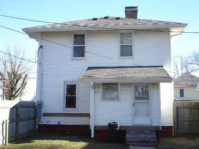 115 S 10th St, Vincennes, IN 47591 photo 2
