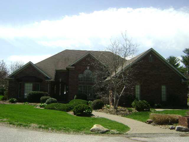 2105 Montclair Ave, Vincennes, IN 47591 photo 1