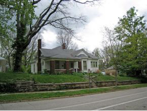 305 E 11th, Bloomington, IN 47408 photo 2