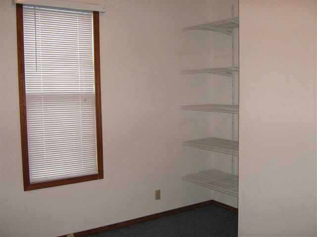 1210 Mckinley Ave, Vincennes, IN 47591 photo 7