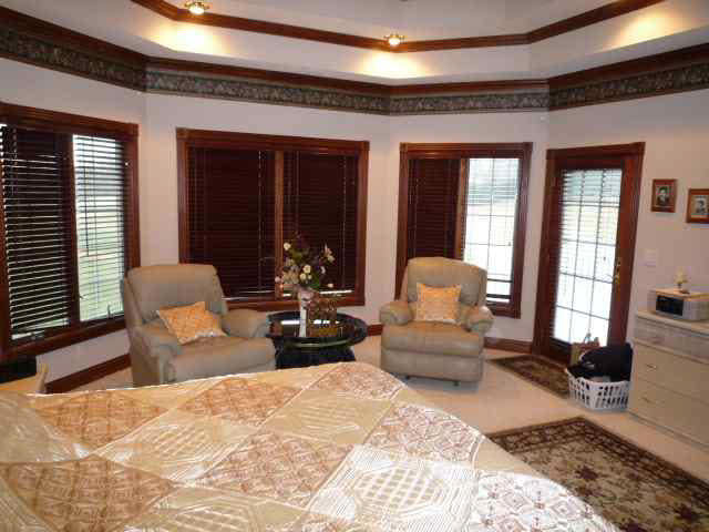 117 Lakewood Dr, Vincennes, IN 47591 photo 6