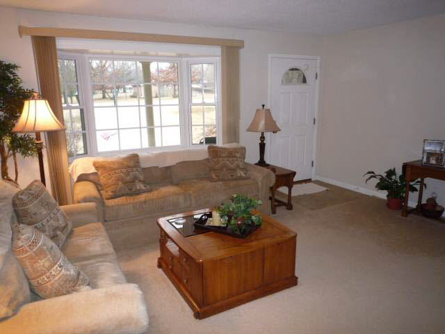 1712 Starking Rd, Vincennes, IN 47591 photo 2