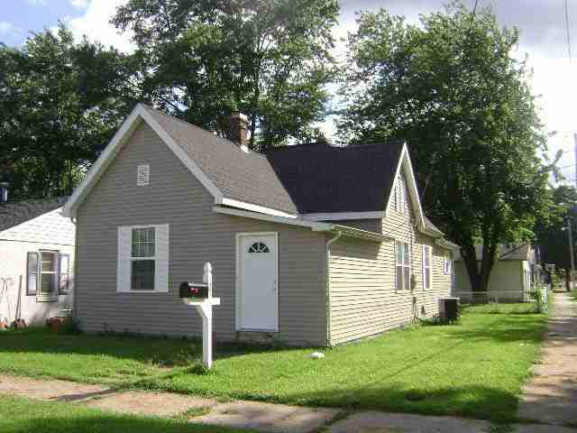 103 E Reel Ave, Vincennes, IN 47591 photo 1