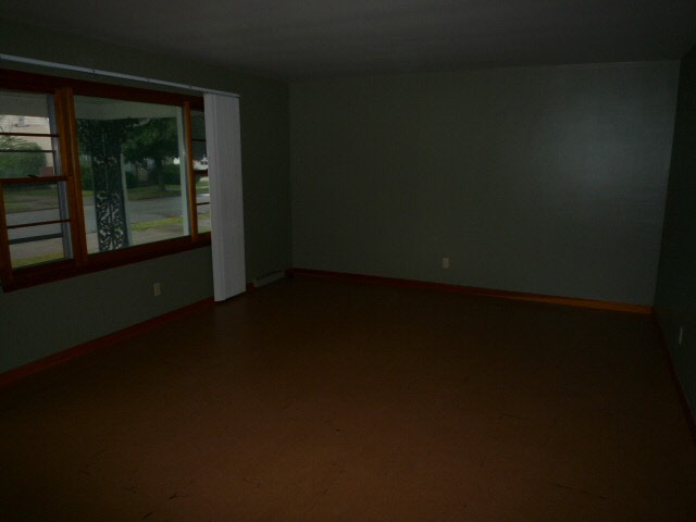 1208 Nicholas St, Vincennes, IN 47591 photo 2