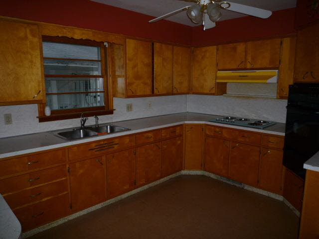 1208 Nicholas St, Vincennes, IN 47591 photo 3