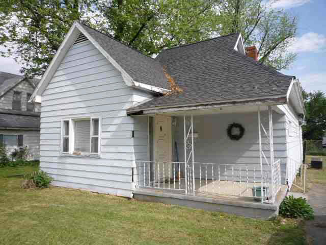 121 E 8th St, Bicknell, IN 47512 photo 1