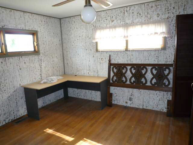121 E 8th St, Bicknell, IN 47512 photo 7