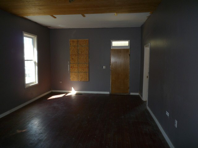 1152 State St, Vincennes, IN 47591 photo 3