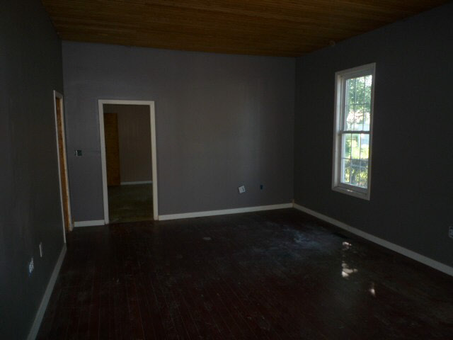1152 State St, Vincennes, IN 47591 photo 4