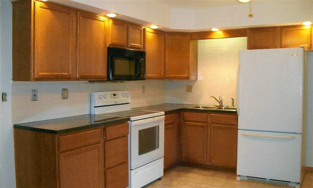 205 Lafferty Dr, Vincennes, IN 47591 photo 2