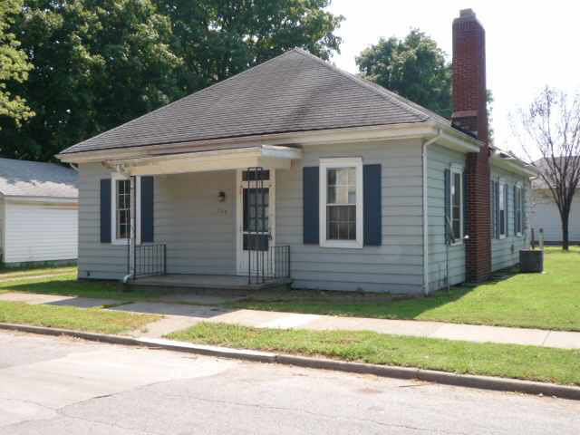 509 N 8th St, Vincennes, IN 47591 photo 1
