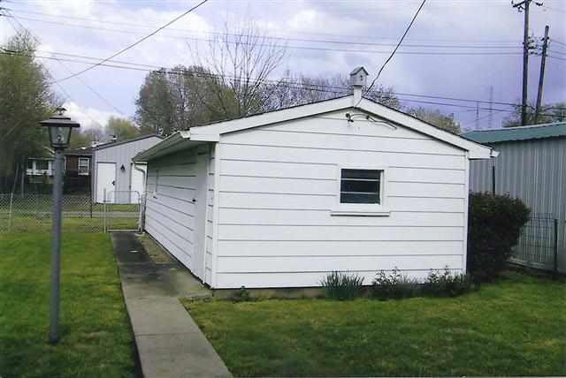 8 Eberwine, Vincennes, IN 47591 photo 9