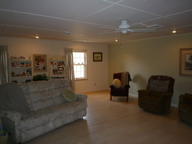 102 Harrison Dr, Vincennes, IN 47591 photo 7