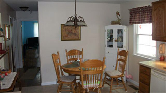5110 E Simpson Dr, Vincennes, IN 47591 photo 3