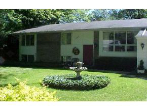 3402 N Valleyview Dr, Bloomington, IN 47401 photo 2