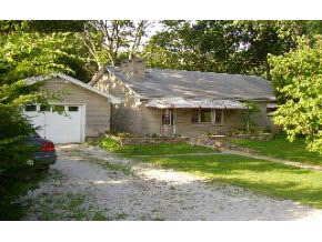3812 W Stoutes Creek Rd, Bloomington, IN 47404 photo 1
