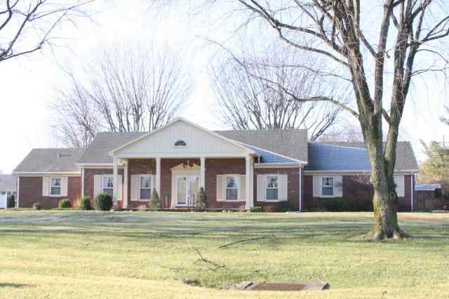 512 Mckenney Rd, Vincennes, IN 47591 photo 1