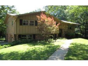 2220 East Wimbleton Lane, Bloomington, IN 47401 photo 1