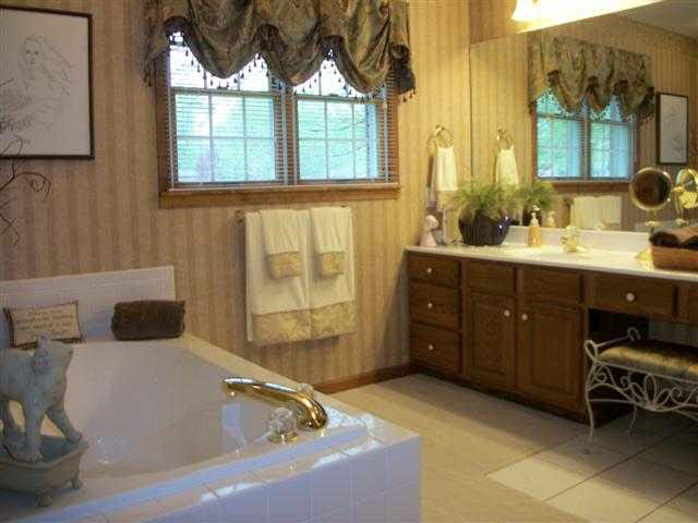 3469 E Meadow Creek Ct, Vincennes, IN 47591 photo 12