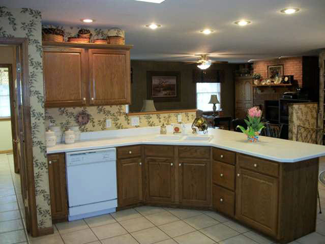 3469 E Meadow Creek Ct, Vincennes, IN 47591 photo 3