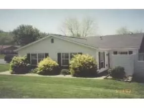 792 Waterloo Ct, Bloomington, IN 47401 photo 1