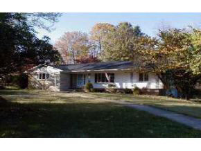 1917 Arden Dr, Bloomington, IN 47401 photo 1