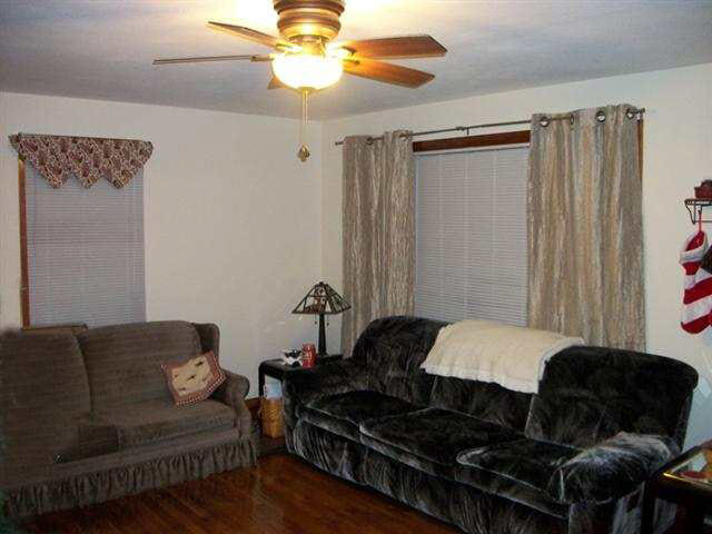 28 E Reel Ave, Vincennes, IN 47591 photo 4