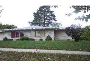 1912 N Maxine Rd, Bloomington, IN 47404 photo 2
