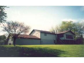 1690 Moffett Ln E, Bloomington, IN 47401 photo 3