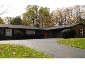 1702 Caradon Hl, Bloomington, IN 47401 photo 1