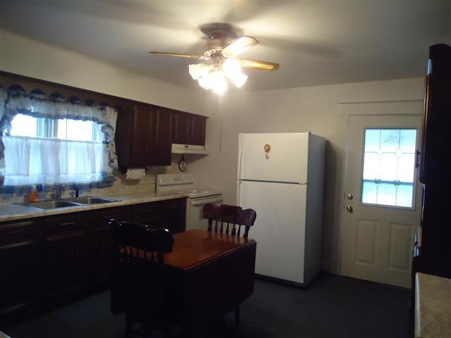 922 E Locust St, Vincennes, IN 47591 photo 5