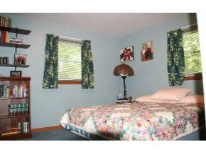 4308 E Cambridge Dr, Bloomington, IN 47408 photo 9