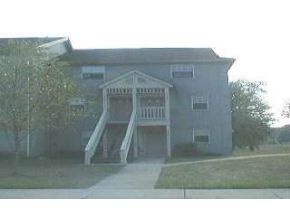3239 Covenanter Dr, Bloomington, IN 47401 photo 1