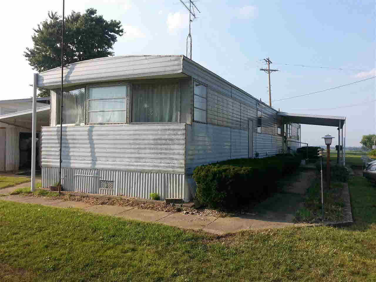 109 N 5th St, Decker, IN 47524 photo 2