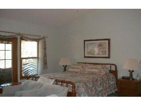 3830 Devonshire Ln, Bloomington, IN 47408 photo 12